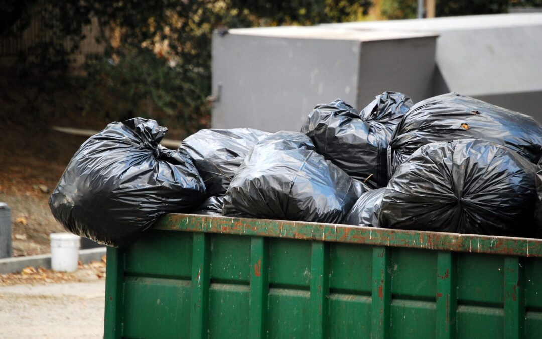 Can You Throw Away Paint in a Dumpster in Honolulu